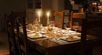 IKEA offre la soluzione più pratica per chi ha casa piccola ed ha esagerato con gli inviti a Natale 2024